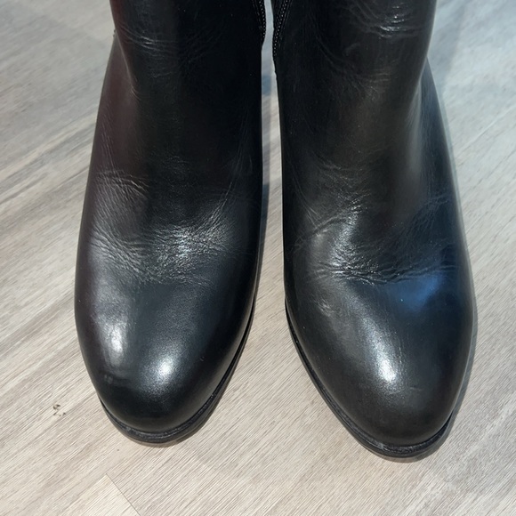 Tory Burch Black Bristol Bootie Calf size 9.5 - Picture 6 of 7